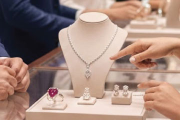Valentine’s Day Sparkle and the CX Behind It